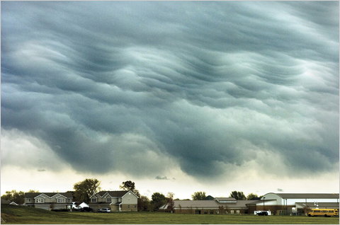 Storm approaching that can create damage to your home